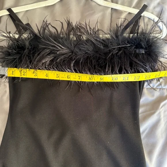 Black feather trim mini dress - Picture 5 of 7